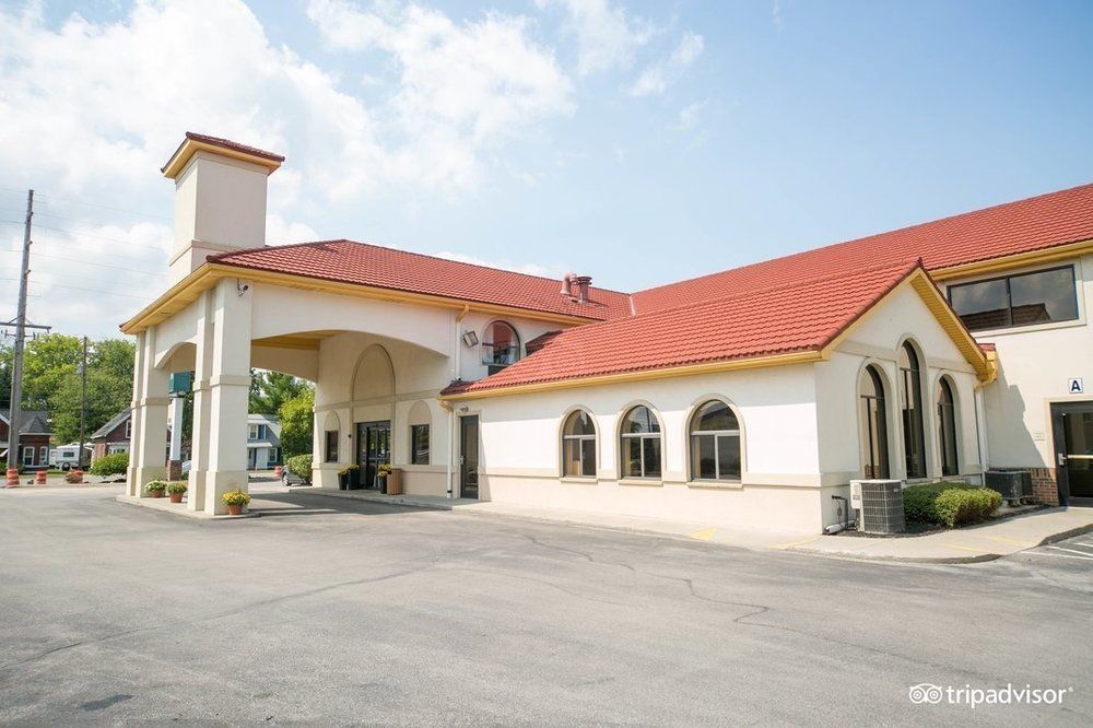 La Quinta Inn By Wyndham Sandusky Near Cedar Point Exterior photo